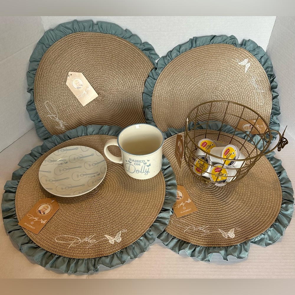 Coffee W/ Dolly Parton Mug & Saucer, 4 Placemats & Coffee Pod Holder GREAT GIFT! - Picture 4 of 11